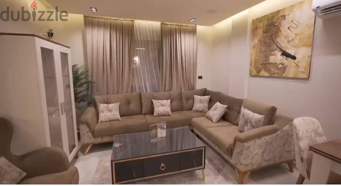 Apartment for rent, fully finished and furnished with AC`S, kitchen, and kitchen appliances, Prime Location in Azad , New Cairo - ازاد التجمع 5