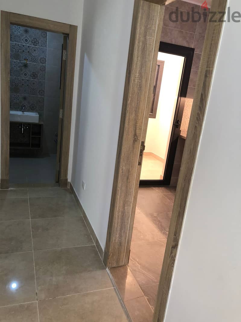 Apartment with garden for rent in marasem 5th square 4
