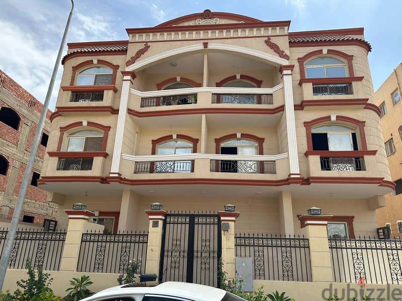 شقة للبيع مساحة 220م في القرنفل فيلات التجمع الخامسAn apartment for sale, 220 square meters, in Carnelian Villas, Fifth Settlement, Cairo. 5