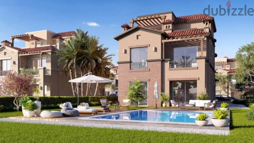 Receive it immediately at the entrance to the capital. . A luxury townhouse villa for sale in installments in the capital, La Vista City New Capital 21