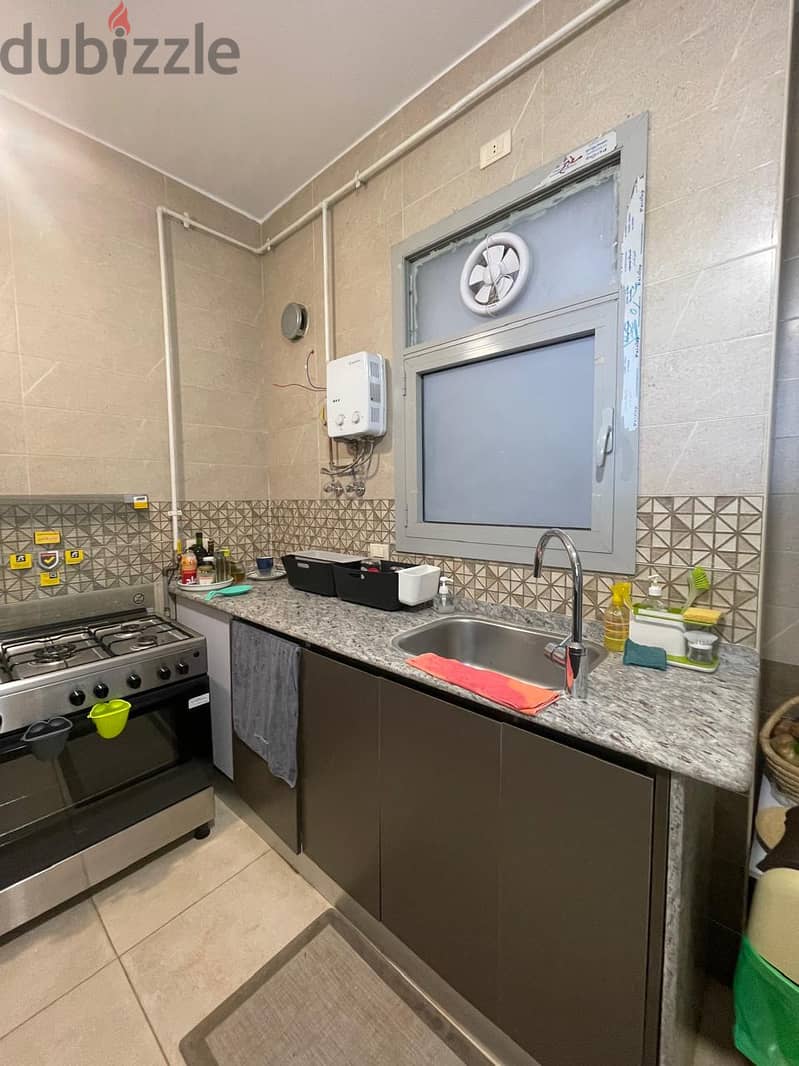 For rent fully finished apartment with kitchen in VGK New Cairo - فيلدج جاردنز قطاميه التجمع الخامس 1