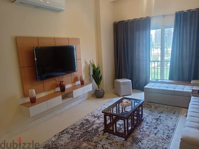 For rent fully finished and furnished with AC`S, kitchen and applicance studio in 90 Avenue New Cairo - 90 أفينيو التجمع الخامس 13