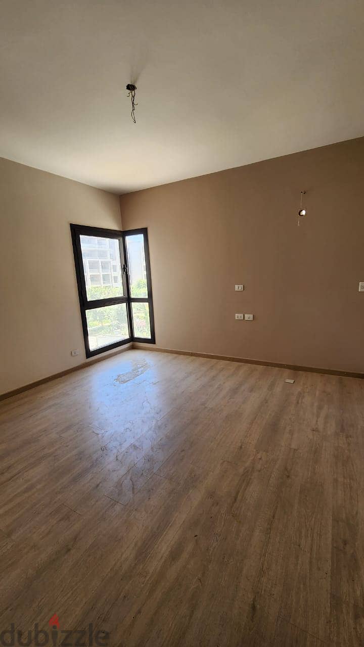 For rent fully finished apartment 175m garden and lagoon view in The  Address East New Cairo - ذا ادريس ايست التجمع الخامس 8