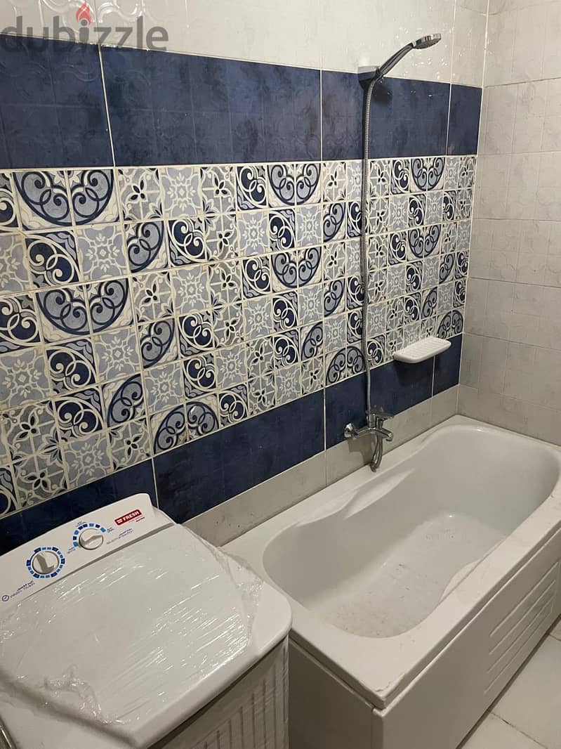 For rent fully finished and furnished apartment with AC`S, kitchen and kitchen applicance in Dar Misr Al Andalous New Cairo - دار مصر الاندلس التجمع 13