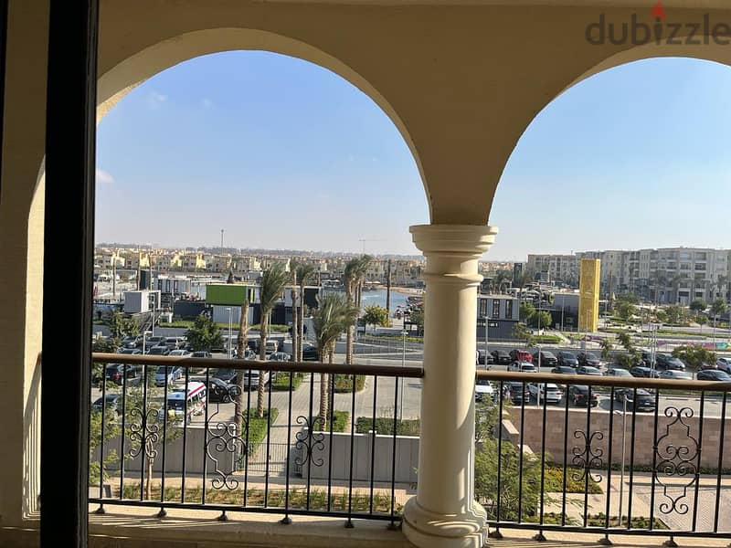 For rent apartment( 235m ) fully finished and furnished with AC`S, kitchen and kitchen applicance in Mivida New Cairo - ميفيدا التجمع الخامس 2