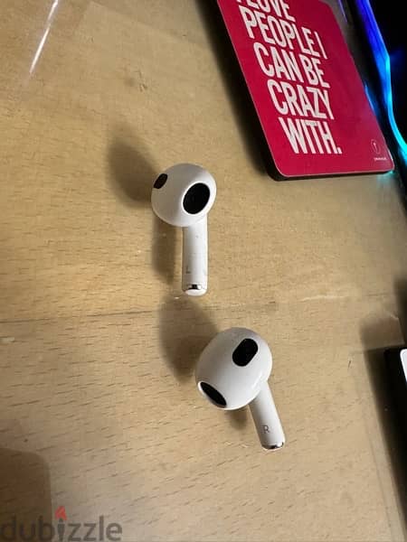AirPods 3 with MAGSAFE CASE 1