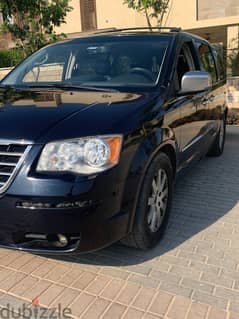 Chrysler Town and Country 2010