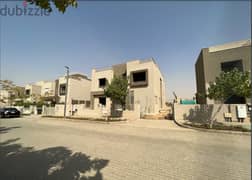 5 BRs in PK2 With Huge Land Under Market Price Palm Hills New Cairo For Sale