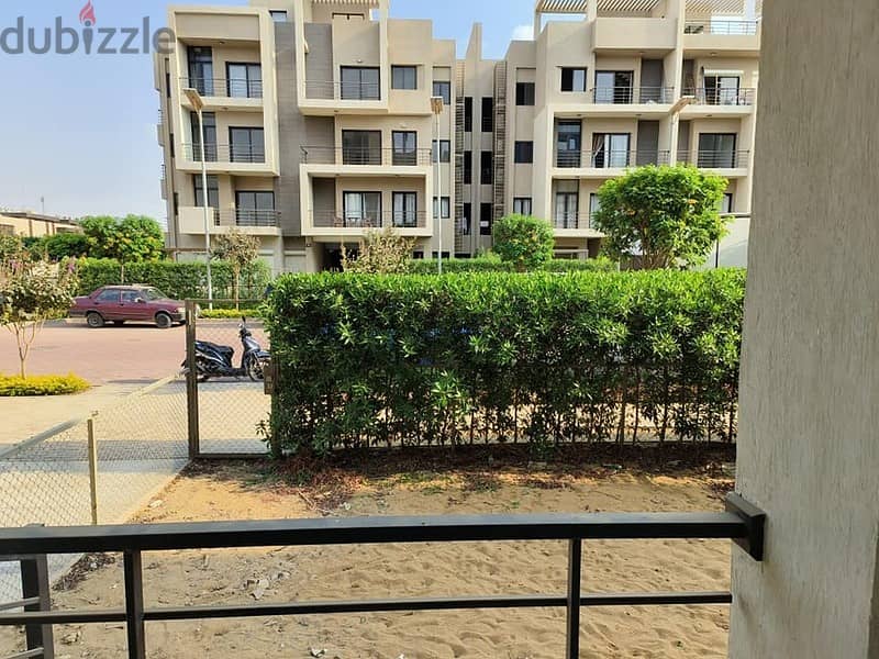 Apartment 160m ,ready to move, fully finished  with air conditioners for sale in Fifth Square Compound 3