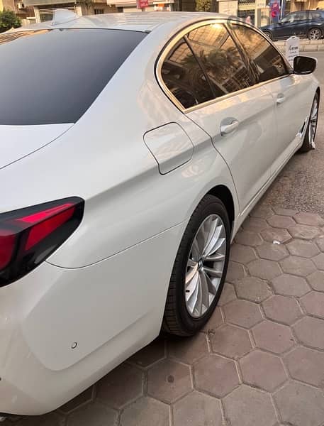 BMW 520 Luxury 2021 3