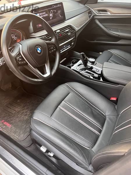 BMW 520 Luxury 2021 8