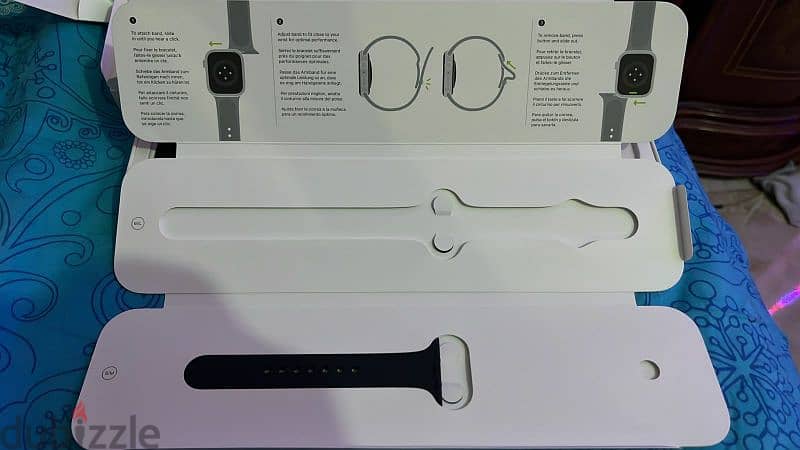 Apple Watch Series 7 45mm 100% 4