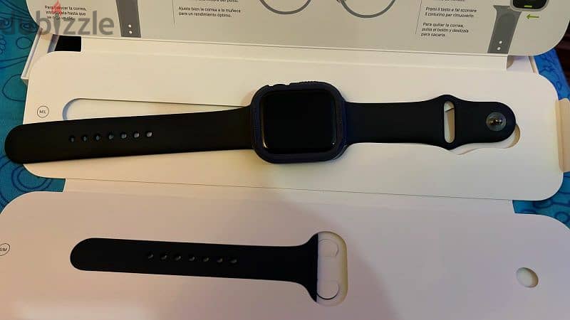 Apple Watch Series 7 45mm 100% 6