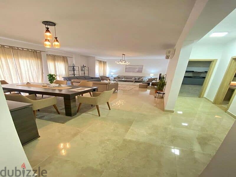 Apartment 205 meters,ready to move,fully finished, with air conditioners, for sale in Fifth Square Compound, Fifth Square Compound 9