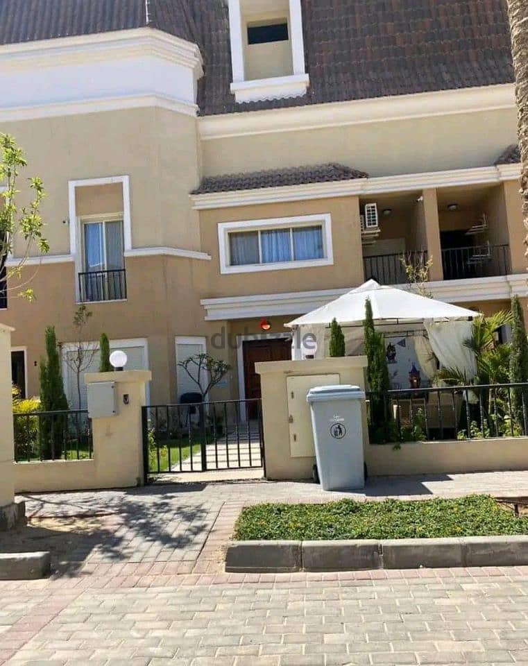 Villa for sale, 238 meters, 3 floors + private garden, view on the landscape, on the Suez Road, next to Madinaty installments over the longest paymetn 1
