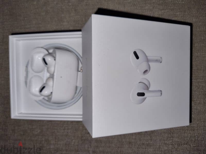 AirPods pro 1 0