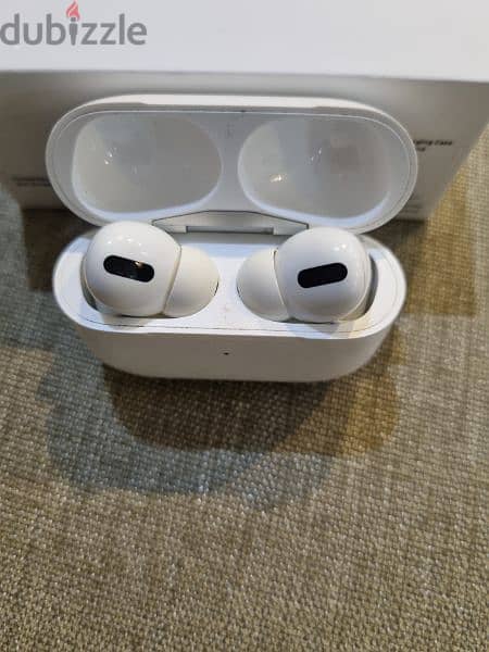 AirPods pro 1 10