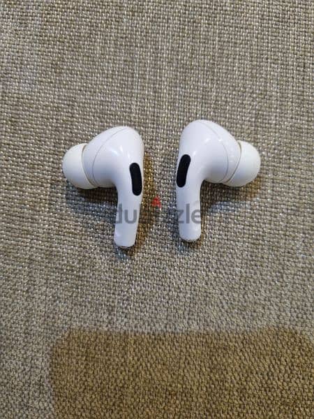 AirPods pro 1 12