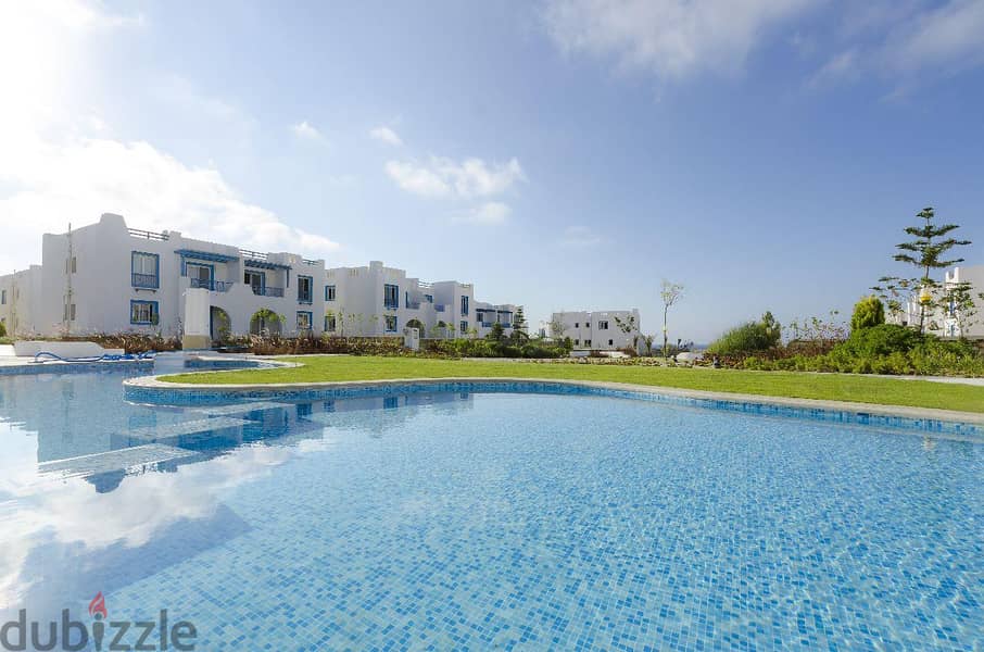 For sale, a penthouse overlooking the sea in the most distinguished village on the North Coast, Mountain View, Sidi Abdel Rahman, in installments 4