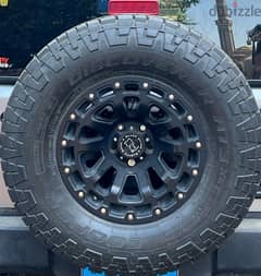 BLACK RHINO (R17) :With tyres