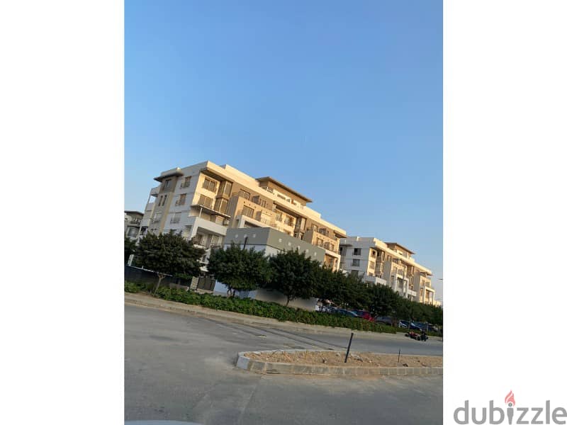 Amazing Apartment 139m view landscape in compound in compound  hyde park with down payment and installments 4