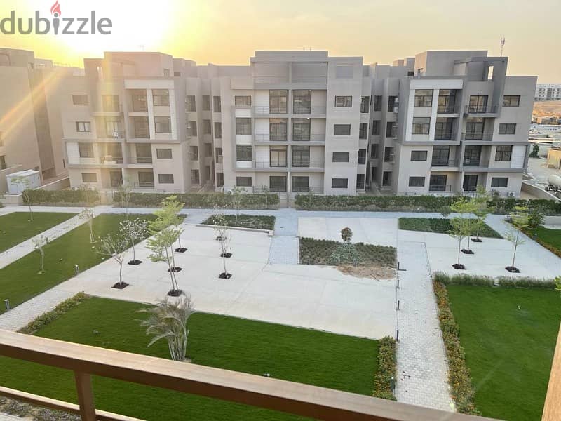Amazing location for an Apartment 3 bedrooms north direction delivered soon  in fifth square with down payment and installments 8