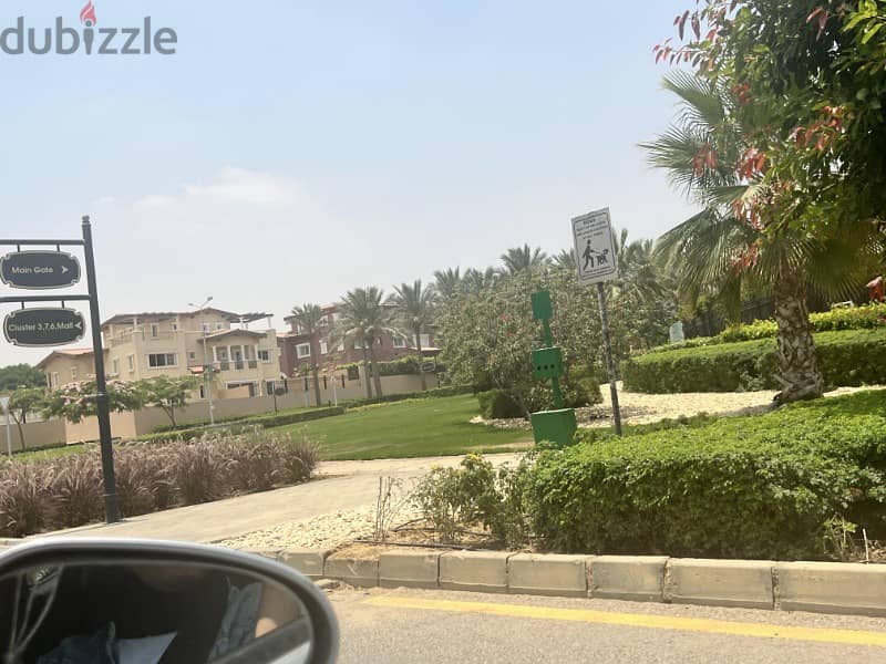 Twin house 300m with amazing location  double view landscape  in compound  hyde park new cairo 7
