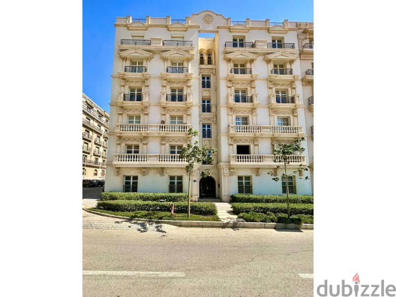 The lowest down payment and installments  for an Apartment 145m view landscape in hyde park new cairo 5