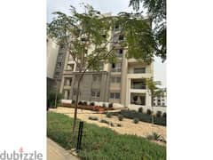 with amazing price  for an Apartment 185m  ready to move in prime location in compound  hyde park 5th settlement