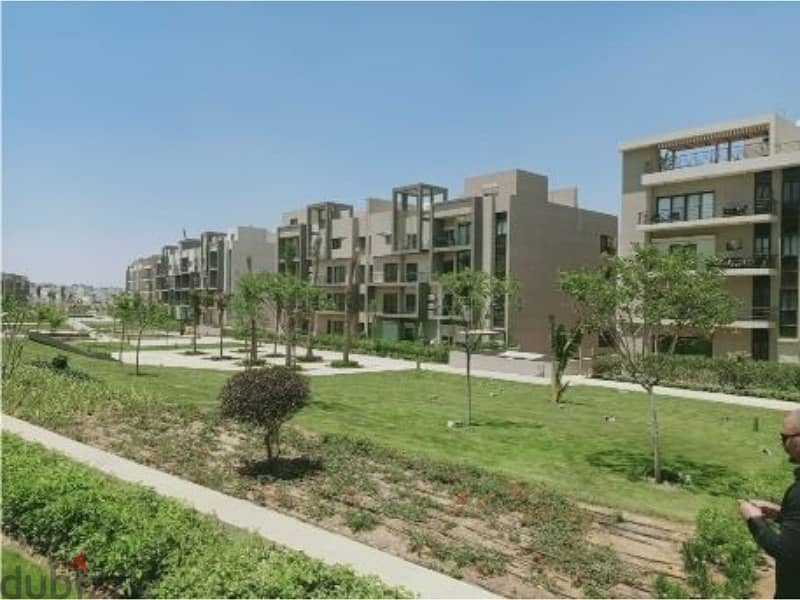 lowest price in market for  Apartment182m fully finished  north direction with down payment and installments in compound al marasem fifth square 1