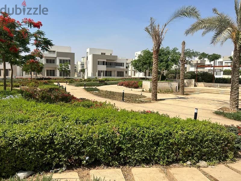 for sale Villa 380m modern view park and pocket landscape  in compound  hyde park ready to move 7