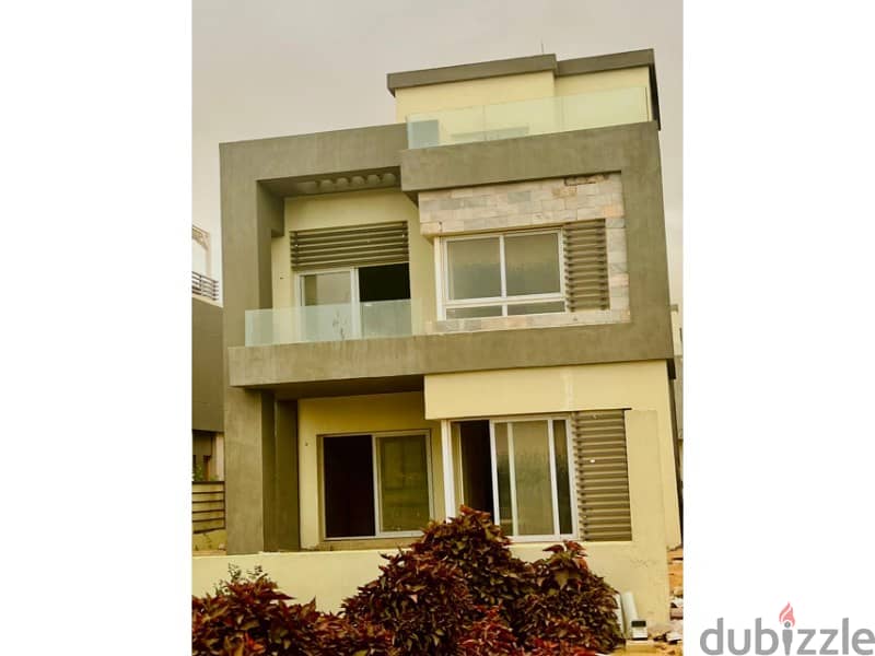 for sale Villa 380m modern view park and pocket landscape  in compound  hyde park ready to move 8