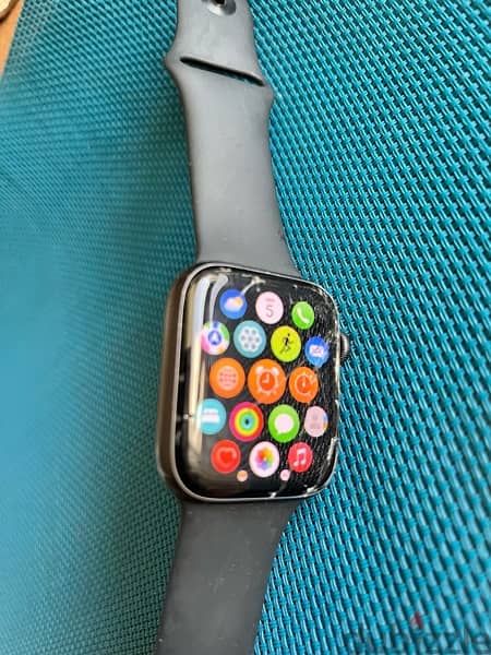 Apple Watch SE 44 0