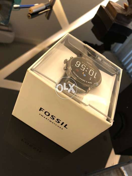 Fossil best sale smartwatch olx