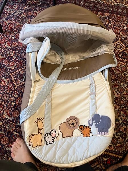 baby carrycot 0