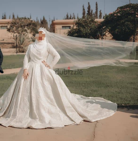 فستان زفاف ابيض بالطرحه و البادي 4