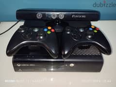 xbox 360+ camera+ 2 controllers+ 4 CDs+ 61 game +controller charger