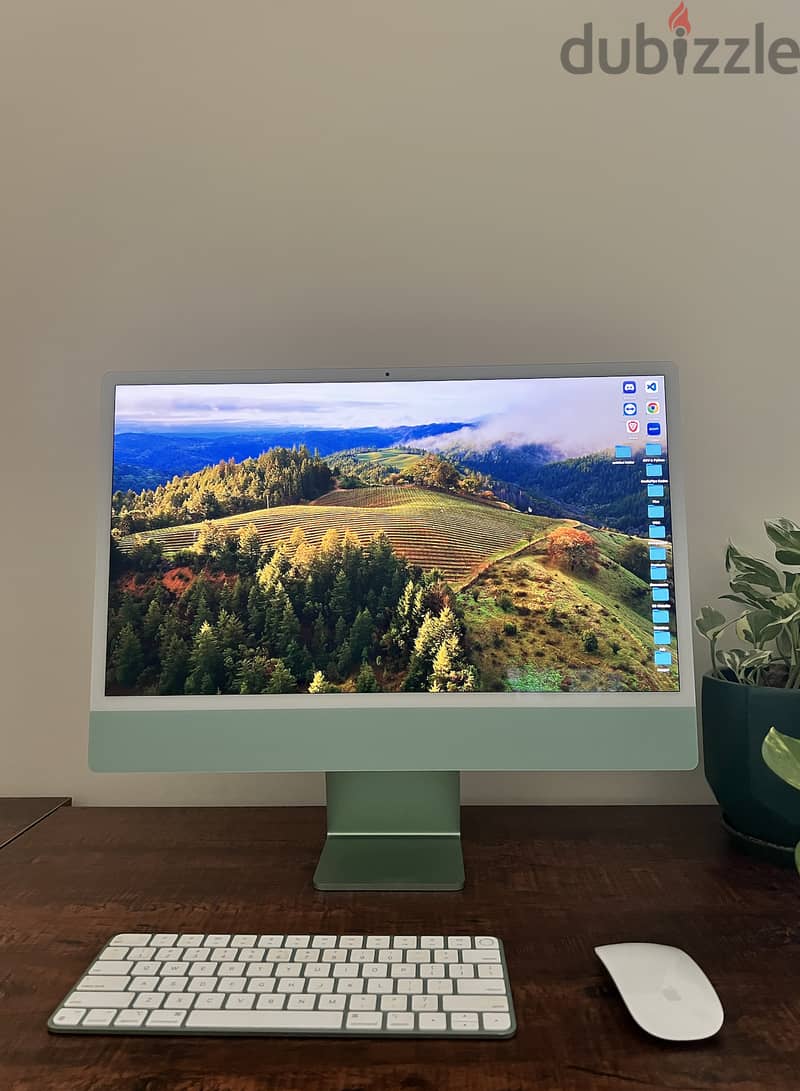 iMac M1, 512 gb ssd, 8gb ram, bought in 2023 1