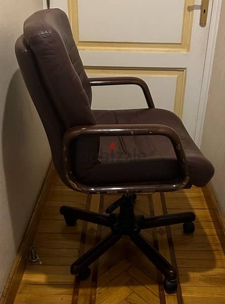 Office Chair / كرسي مكتب 1