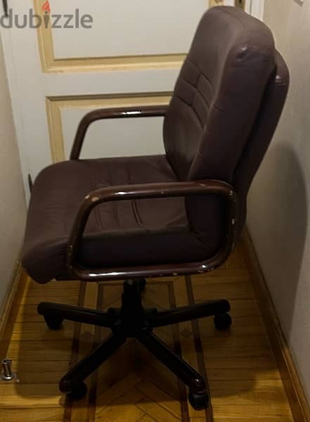 Office Chair / كرسي مكتب 2