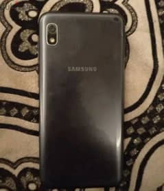هاتف Samsung A10 للبيع يعمل بحالة ممتازة