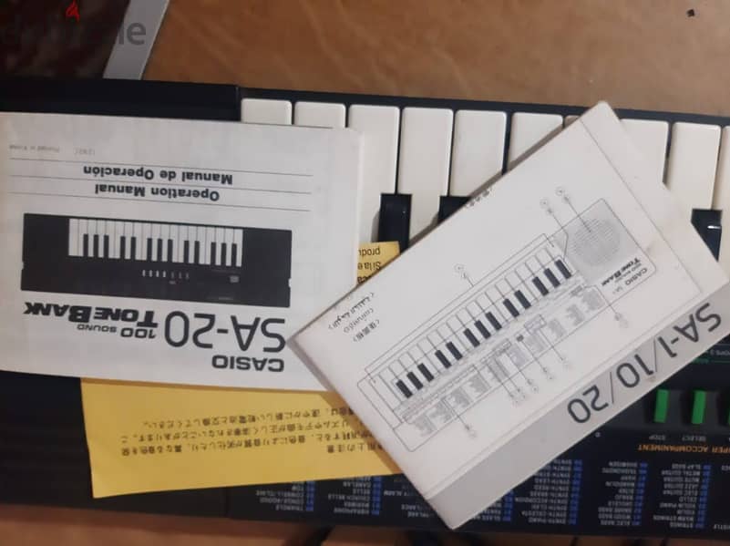أورج CASIO كوري أصلي أكثر من 100 ايقاع وأله موسيقية مدمجة . 32 مفتاح 16
