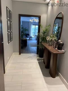 Immediate apartment ready to move fully finished and with ACs 3 bedrooms + Nanny room with installments in Sodic Villette شقه فورى جاهزه ع السكن متشطب