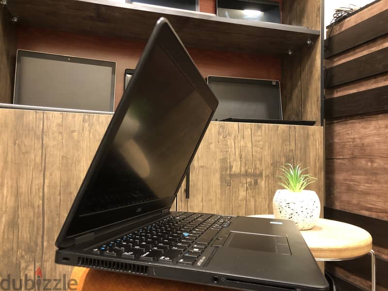 Dell latitude 5550 الجيل الخامس 5