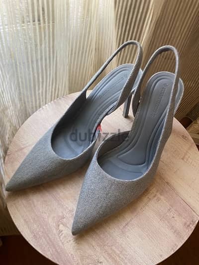 Stradivarius Denim Heels