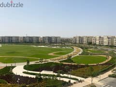 Apartment for rent in Mivida Overlooking Central Park 240 SQM - With A/C and kitchen ( NEW CAIRO ) شقه للايجار ميفيدا التجمع الخامس