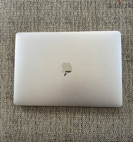 used apple macbook air 2020 3