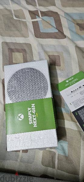 New XBOX Series S with one controller 0