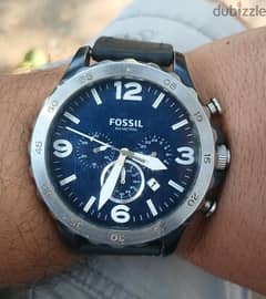 ساعة  فوسيل fossil اصلية بعلبتها