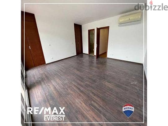 Semifurnished Townhouse In Allegria Sodic - Zayed 6
